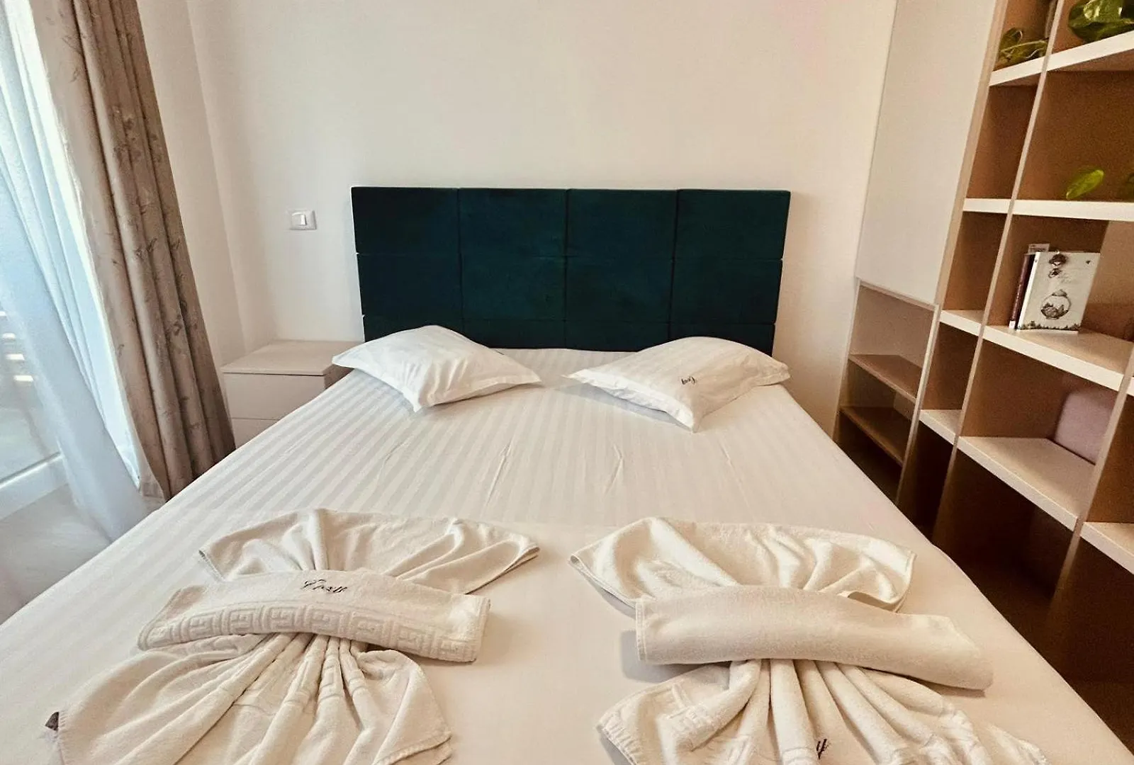 Cozy Central Address Apartments In Boekarest